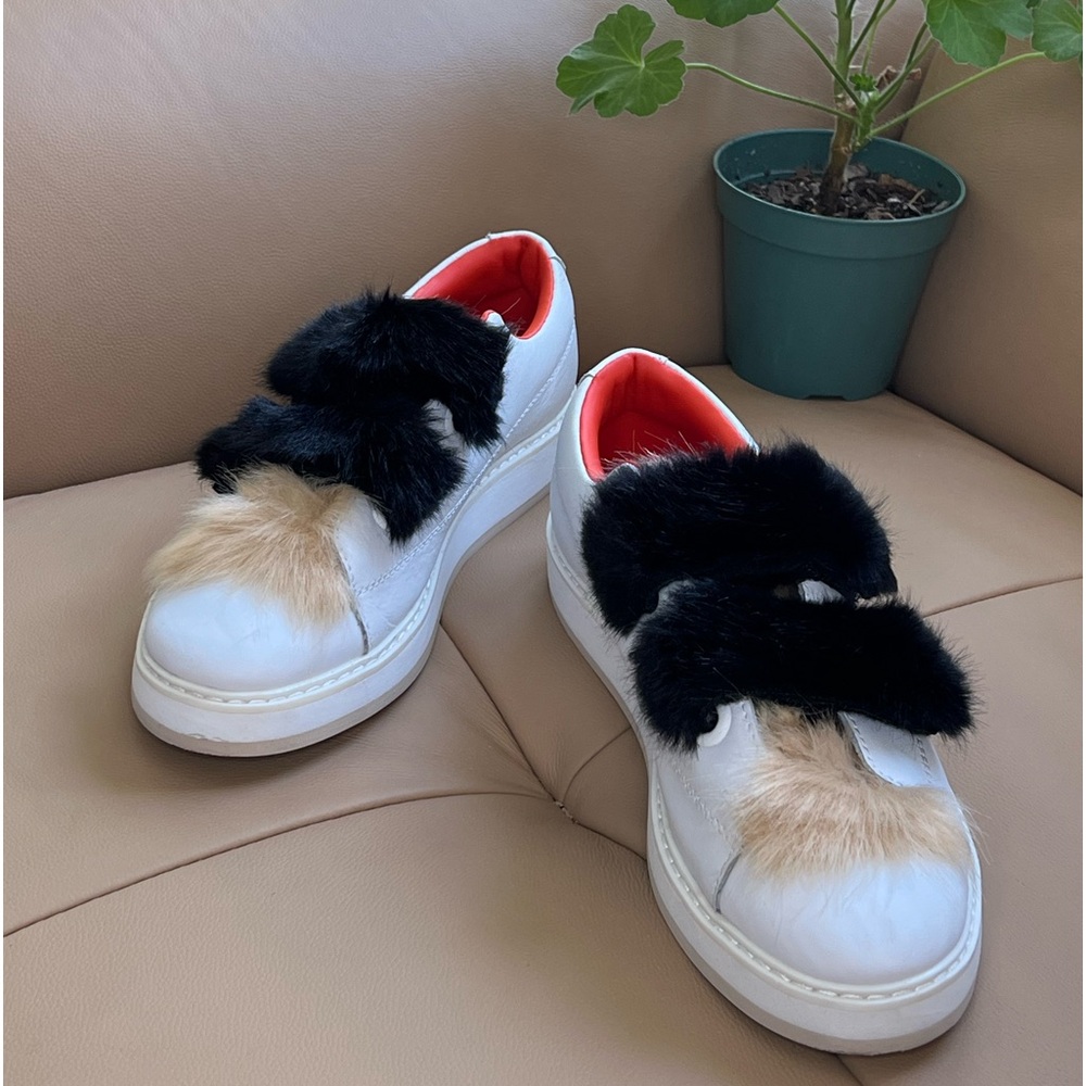 Zara Womens Sneakers, White Leather & Faux Fur, Velcro Straps,  Size 6.5 NWT